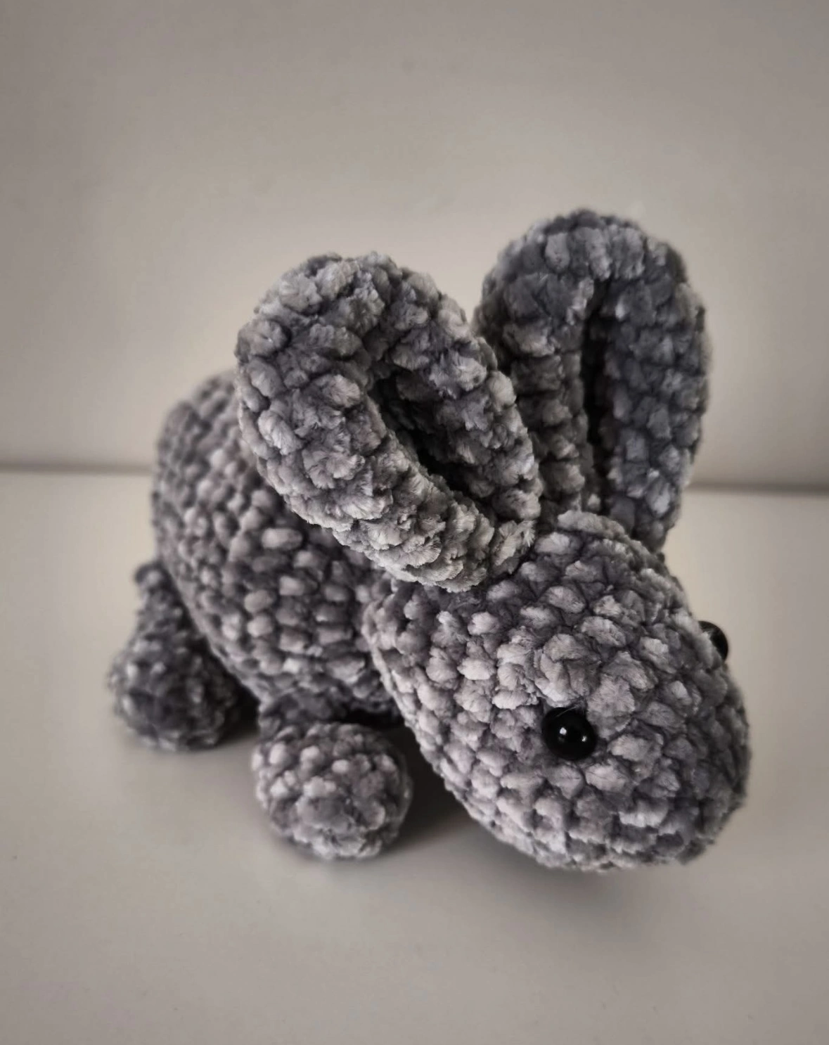 Doudou lapin blanc en crochet fait main - Peluche artisanale française pour bébé et enfant, cadeau naissance unique