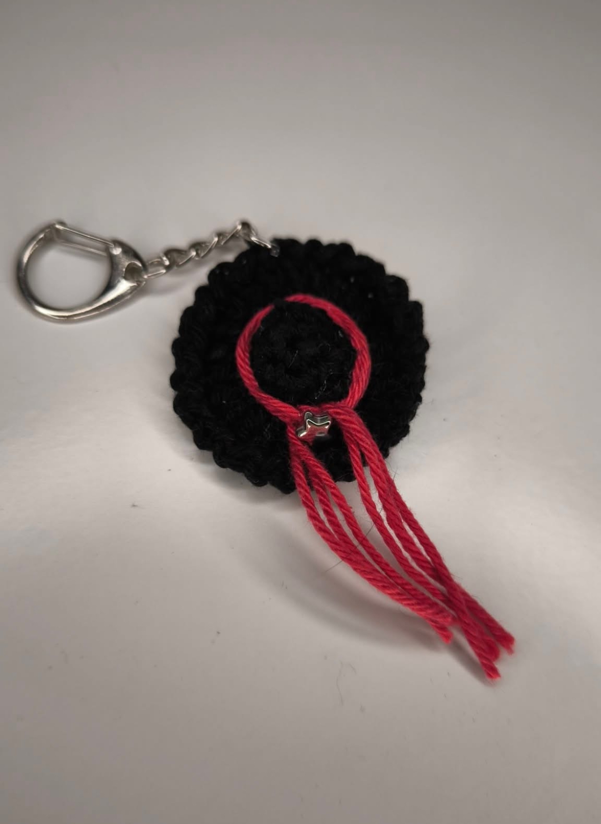 Porte-clé Chapeau Noir & Rouge